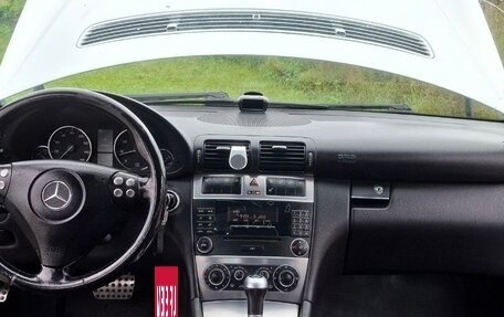 Mercedes-Benz C-Класс, 2004 год, 627 000 рублей, 3 фотография