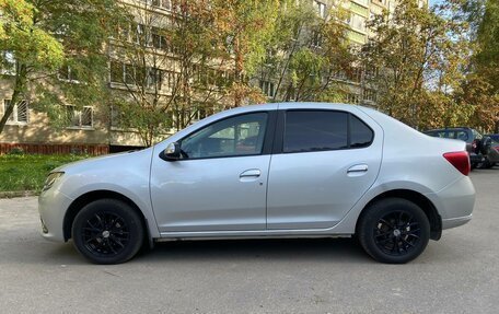 Renault Logan II, 2017 год, 835 000 рублей, 3 фотография