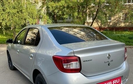 Renault Logan II, 2017 год, 835 000 рублей, 4 фотография