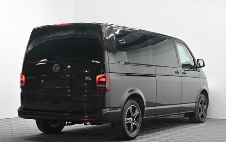 Volkswagen Multivan T5, 2012 год, 2 095 000 рублей, 4 фотография