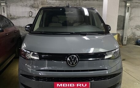 Volkswagen Multivan, 2022 год, 5 950 000 рублей, 6 фотография