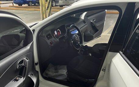 Volkswagen Polo VI (EU Market), 2017 год, 600 000 рублей, 5 фотография