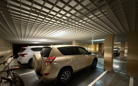 Toyota RAV4, 2010 год, 1 550 000 рублей, 2 фотография