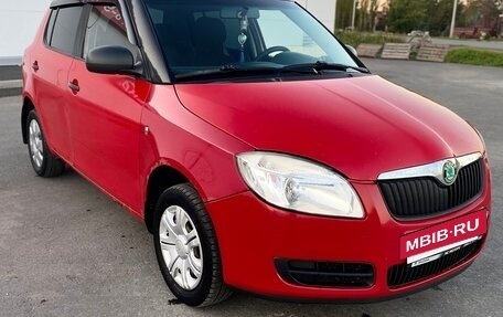 Skoda Fabia II, 2009 год, 400 000 рублей, 2 фотография
