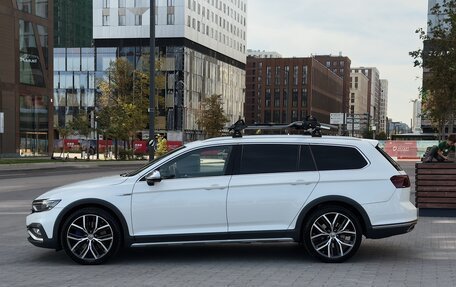 Volkswagen Passat B8 рестайлинг, 2019 год, 3 300 000 рублей, 4 фотография