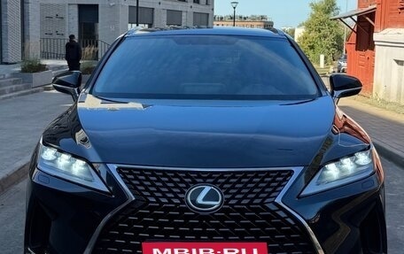 Lexus RX IV рестайлинг, 2019 год, 4 200 000 рублей, 2 фотография