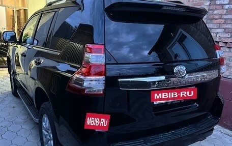 Toyota Land Cruiser Prado 150 рестайлинг 2, 2015 год, 3 150 000 рублей, 2 фотография