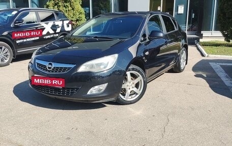 Opel Astra J, 2010 год, 520 000 рублей, 3 фотография