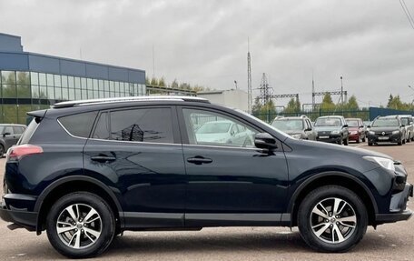 Toyota RAV4, 2018 год, 2 510 000 рублей, 2 фотография