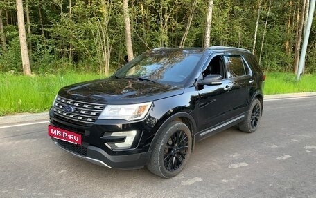 Ford Explorer VI, 2017 год, 2 800 000 рублей, 3 фотография