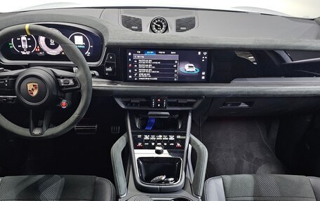 Porsche Cayenne III, 2024 год, 25 830 000 рублей, 6 фотография
