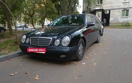 Mercedes-Benz E-Класс, 2002 год, 1 500 000 рублей, 2 фотография