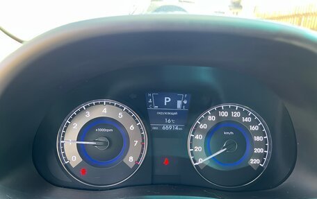 Hyundai Solaris II рестайлинг, 2012 год, 1 150 000 рублей, 4 фотография