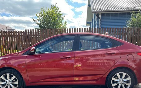Hyundai Solaris II рестайлинг, 2012 год, 1 150 000 рублей, 2 фотография