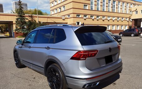 Volkswagen Tiguan II, 2021 год, 3 950 000 рублей, 3 фотография