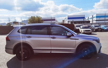 Volkswagen Tiguan II, 2021 год, 3 950 000 рублей, 6 фотография