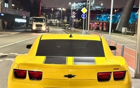 Chevrolet Camaro IV, 2011 год, 1 550 000 рублей, 2 фотография