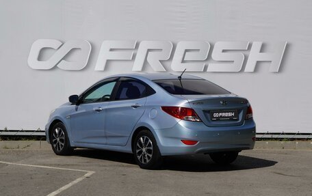 Hyundai Solaris II рестайлинг, 2011 год, 820 000 рублей, 2 фотография
