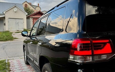 Toyota Land Cruiser 200, 2016 год, 6 300 000 рублей, 5 фотография