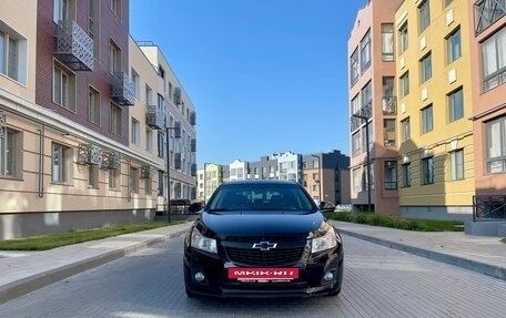 Chevrolet Cruze II, 2012 год, 679 000 рублей, 3 фотография