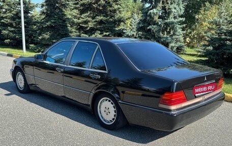 Mercedes-Benz S-Класс, 1993 год, 550 000 рублей, 2 фотография