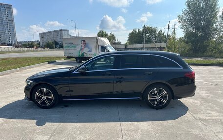 Mercedes-Benz C-Класс, 2019 год, 2 390 000 рублей, 4 фотография