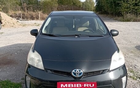 Toyota Prius, 2012 год, 1 300 000 рублей, 2 фотография