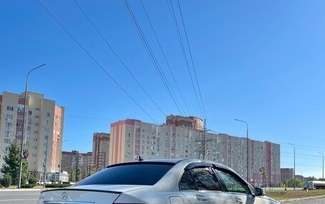 Mercedes-Benz C-Класс, 2010 год, 1 100 000 рублей, 4 фотография