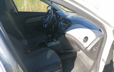 Chevrolet Cruze II, 2012 год, 750 000 рублей, 5 фотография