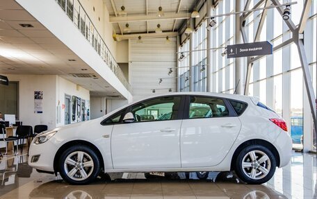 Opel Astra J, 2011 год, 708 000 рублей, 4 фотография