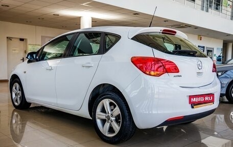 Opel Astra J, 2011 год, 708 000 рублей, 5 фотография