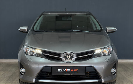 Toyota Auris II, 2014 год, 1 400 000 рублей, 2 фотография
