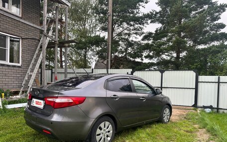 KIA Rio III рестайлинг, 2011 год, 700 000 рублей, 2 фотография