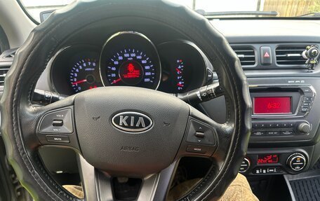 KIA Rio III рестайлинг, 2011 год, 700 000 рублей, 3 фотография