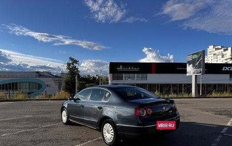 Volkswagen Passat B6, 2007 год, 550 000 рублей, 2 фотография