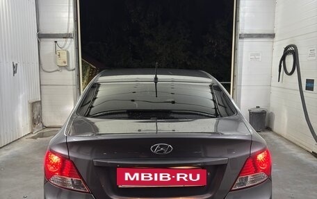 Hyundai Solaris II рестайлинг, 2011 год, 620 000 рублей, 6 фотография