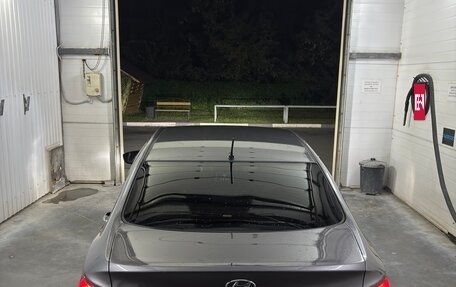 Hyundai Solaris II рестайлинг, 2011 год, 620 000 рублей, 7 фотография