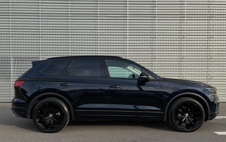 Volkswagen Touareg III, 2018 год, 5 790 000 рублей, 9 фотография