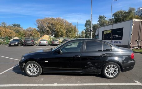 BMW 3 серия, 2011 год, 900 000 рублей, 4 фотография