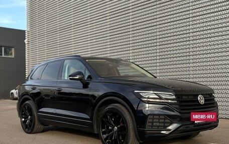Volkswagen Touareg III, 2018 год, 5 790 000 рублей, 6 фотография