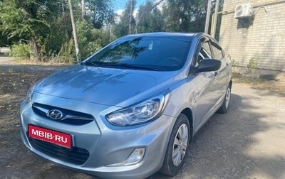 Hyundai Solaris II рестайлинг, 2011 год, 655 000 рублей, 1 фотография