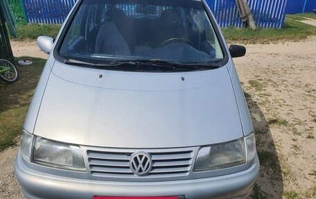 Volkswagen Sharan I рестайлинг, 1997 год, 350 000 рублей, 4 фотография