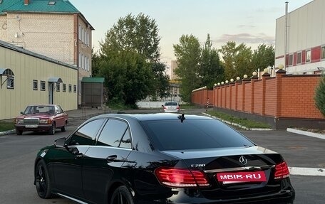 Mercedes-Benz E-Класс, 2015 год, 1 950 000 рублей, 6 фотография