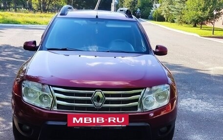 Renault Duster I рестайлинг, 2013 год, 680 000 рублей, 2 фотография