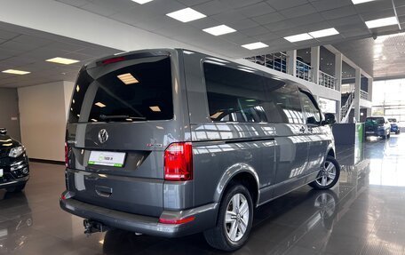 Volkswagen Multivan T6 рестайлинг, 2019 год, 4 445 000 рублей, 2 фотография