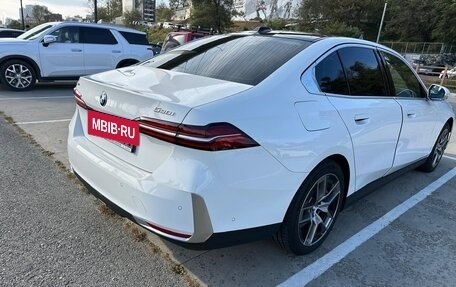 BMW 5 серия, 2023 год, 7 200 000 рублей, 3 фотография