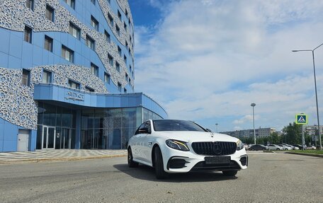 Mercedes-Benz E-Класс, 2018 год, 3 950 000 рублей, 2 фотография