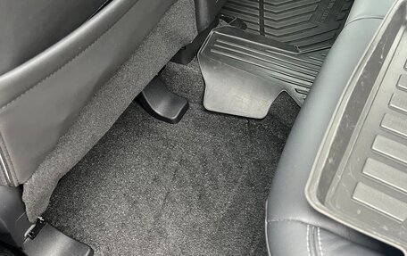 Mitsubishi Outlander III рестайлинг 3, 2019 год, 2 150 000 рублей, 10 фотография