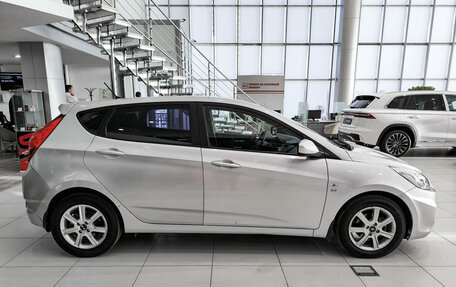 Hyundai Solaris II рестайлинг, 2013 год, 720 000 рублей, 5 фотография