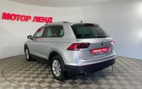 Volkswagen Tiguan II, 2017 год, 2 025 000 рублей, 6 фотография